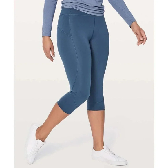 Lululemon In Movement Crop 19" Mineral Blue | 2 - Picture 4 of 9